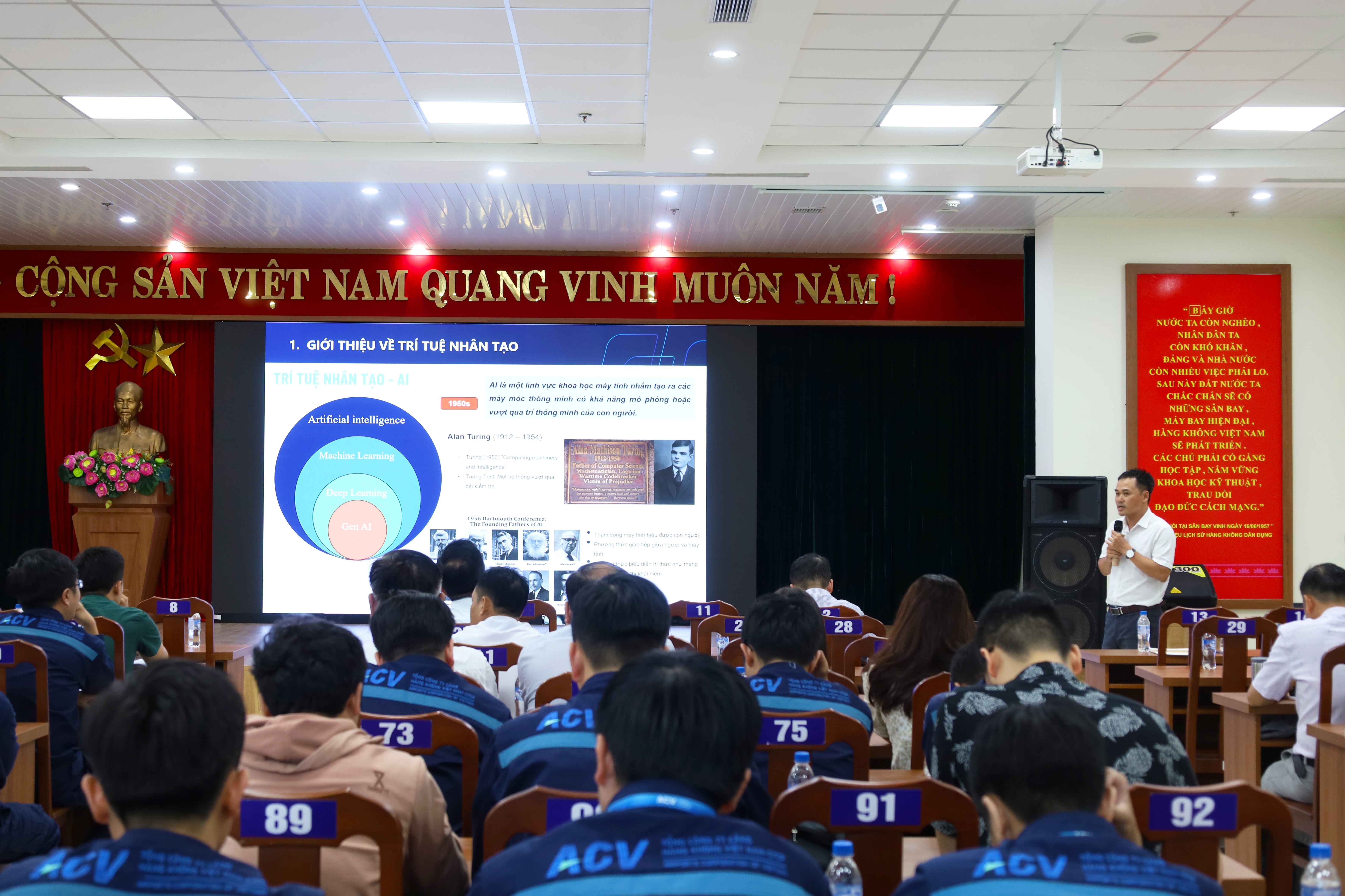 人工智能赋能航空业 —— 岘港国际机场举办AI应用研讨会