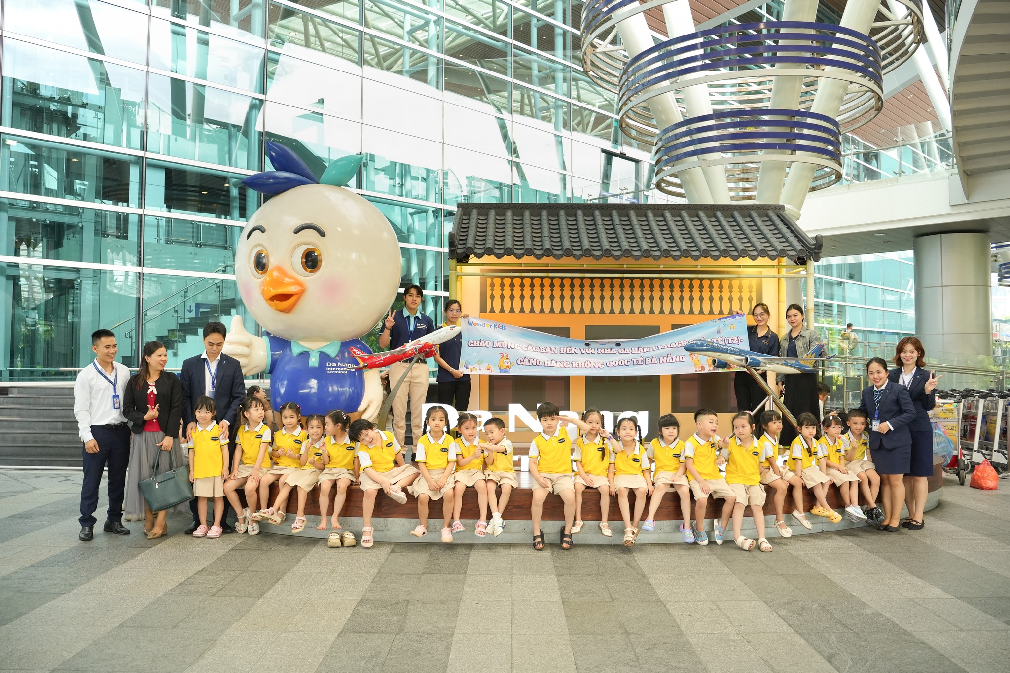 Ảnh A special tour for a local kindergarten class